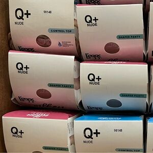 L'eggs Sheer Panty Hosiery in Nude Lot Of 6